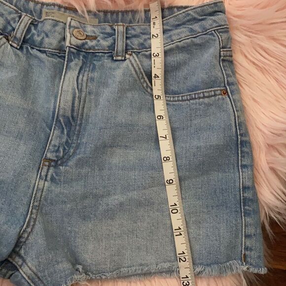 TopShop Mom Moto Distressed Cutoff Shorts - Picture 7 of 11